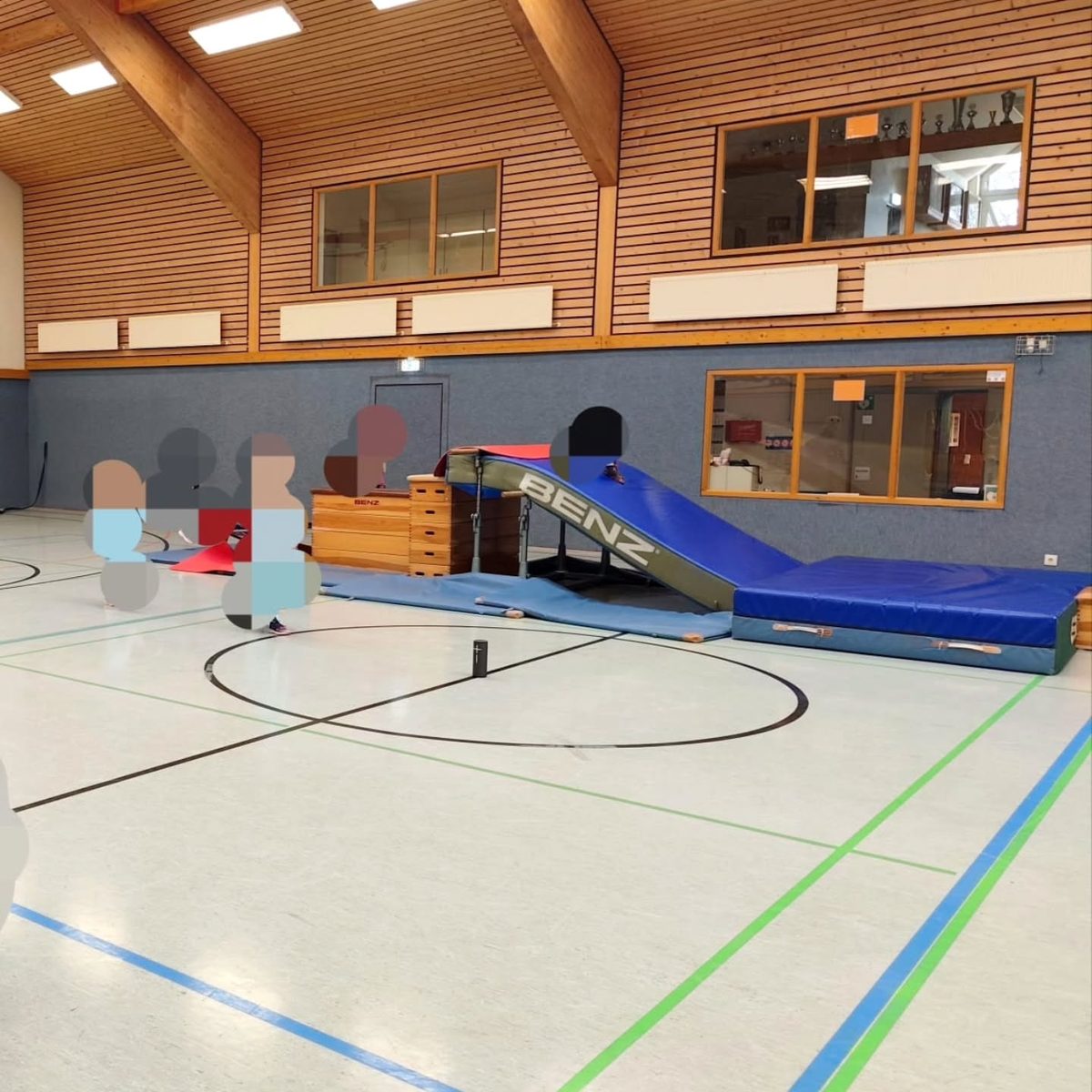 Geräteturnen beim Kinderturnen des TuS Mulmshorn
